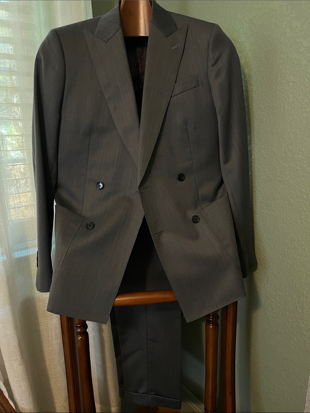 Men's Indochino Gray Wool Double-Breasted Suit